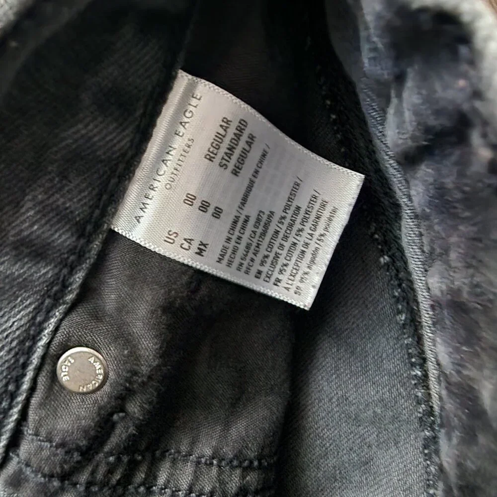 American Eagle Jeans Womens 00 Black Mom Relaxed Distressed 26x27‎